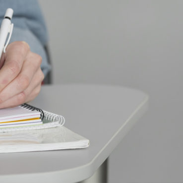 Busqueda de Tesistas