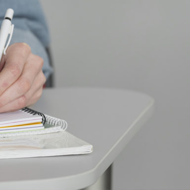 Busqueda de Tesistas